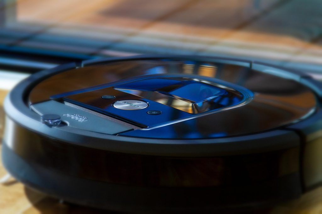 how to keep the best robot vacuum for pet hair working